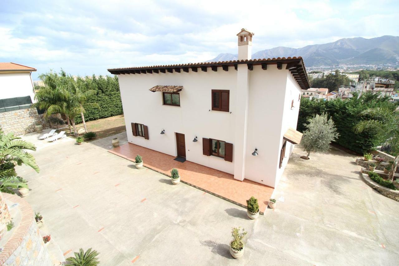 Villa Privata - Private Villa Палермо Экстерьер фото